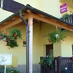 Krolowa Sniegu B&B *